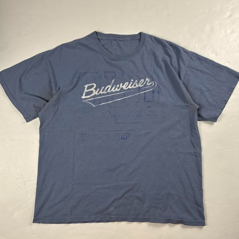 001 - VINTAGE 00s BUDWEISER BEERS Y2K FADED T SHIRT